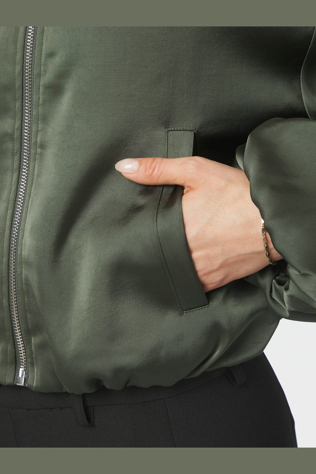 Denielle Heavy Sateen Jacket