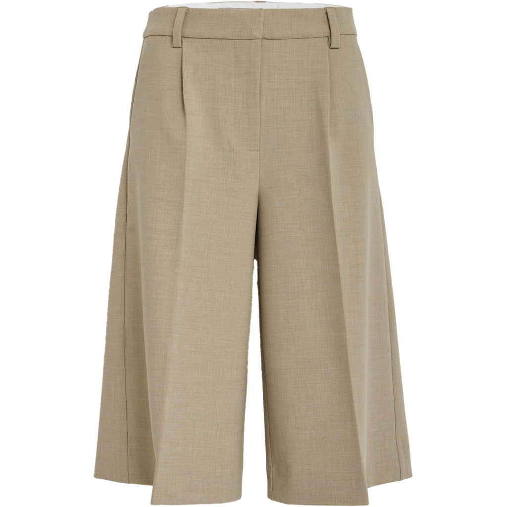 Famey Bermuda Shorts