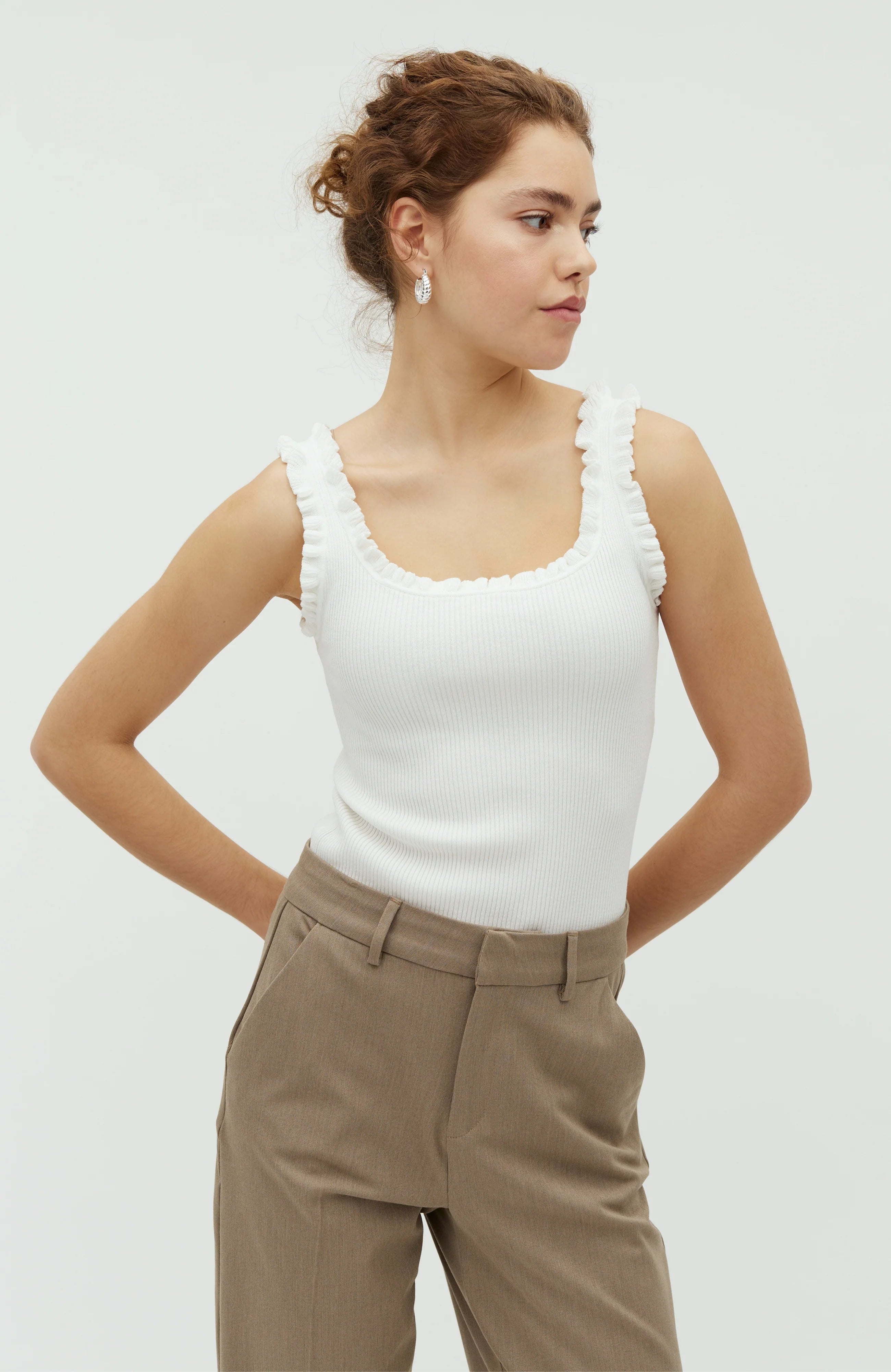 Louc, Elinne M Knit