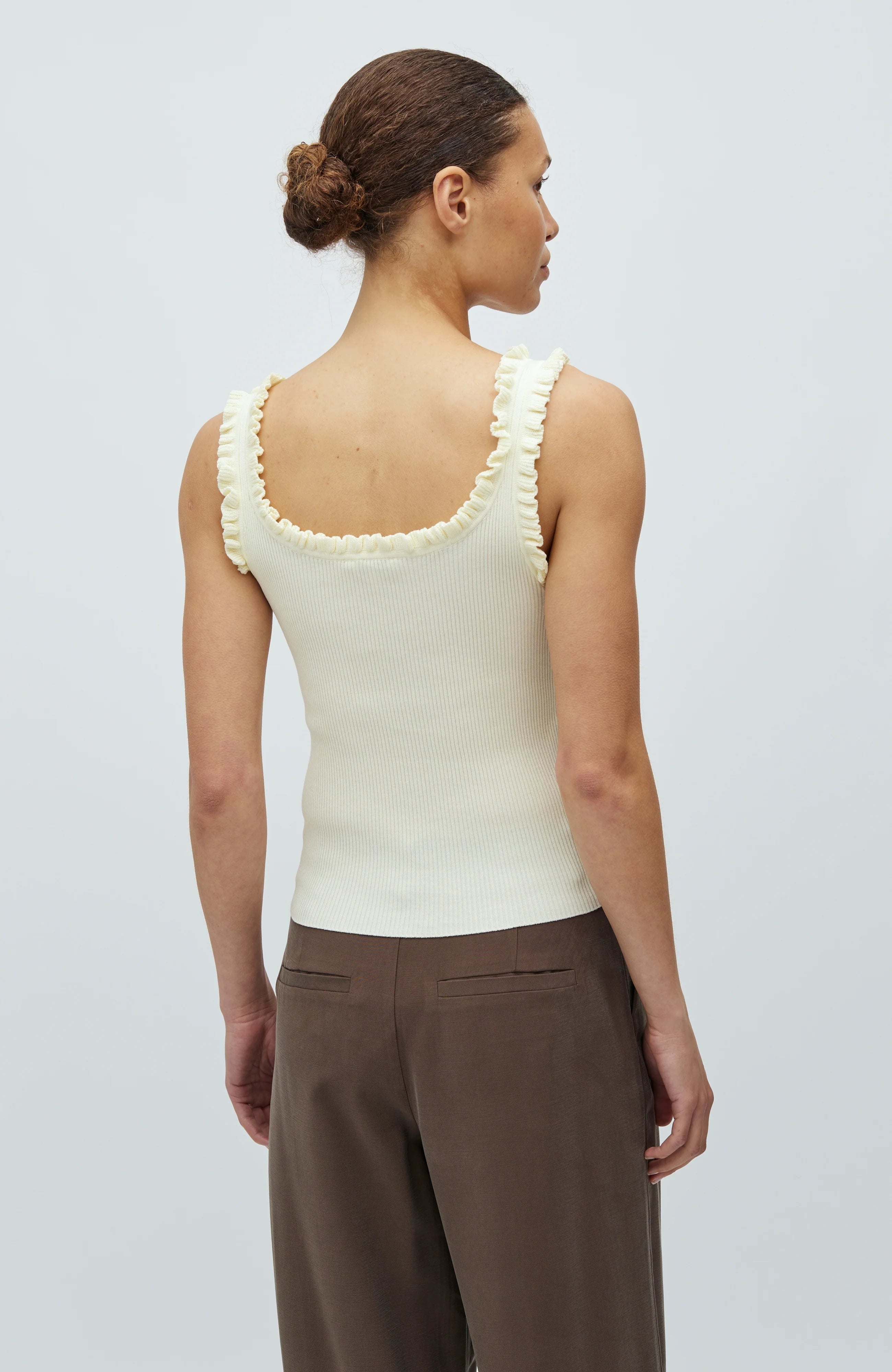 Louc, Elinne M Knit