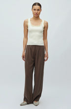 Louc, Elinne M Knit