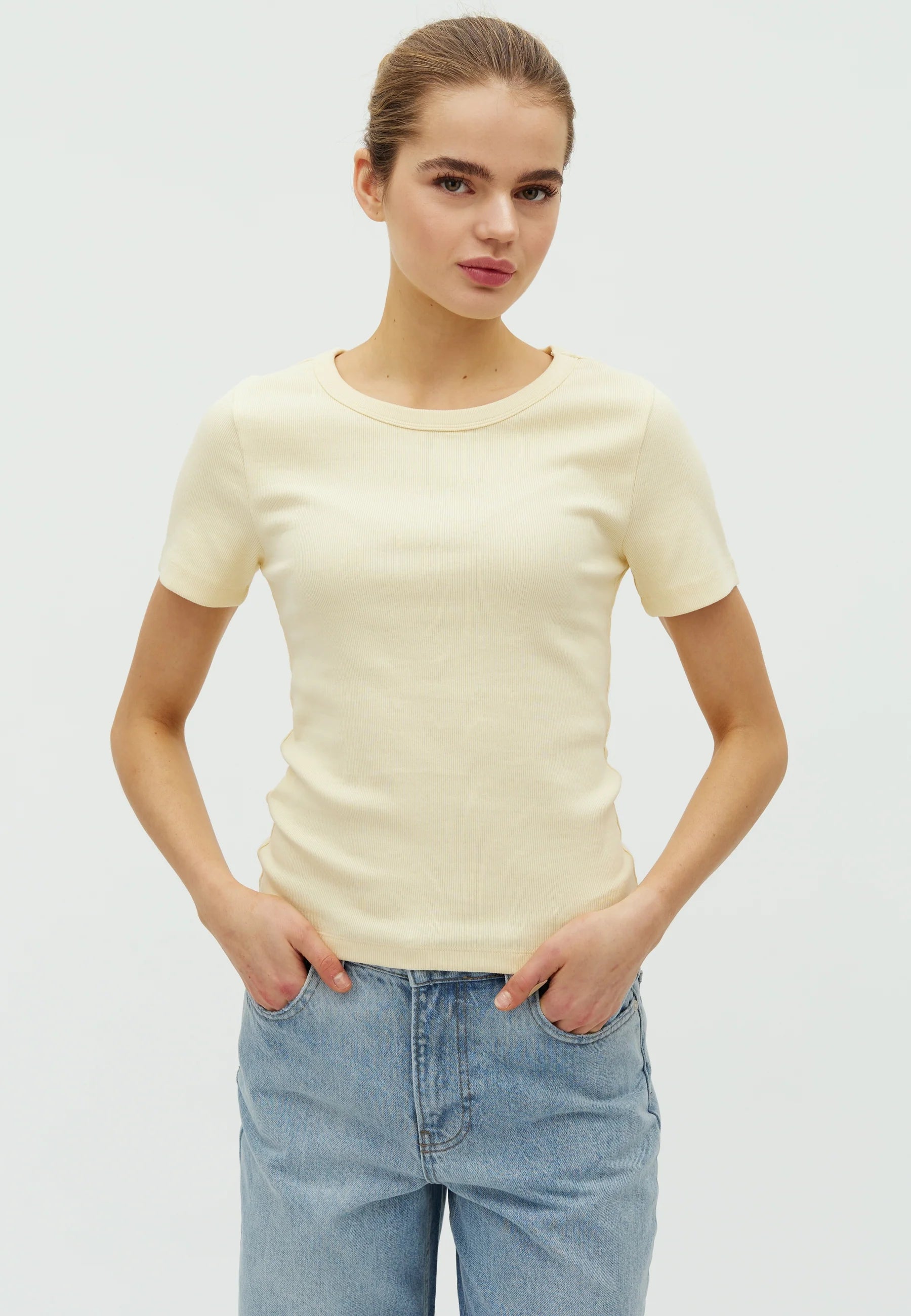Evelyn, Otis-U-M, T-shirt