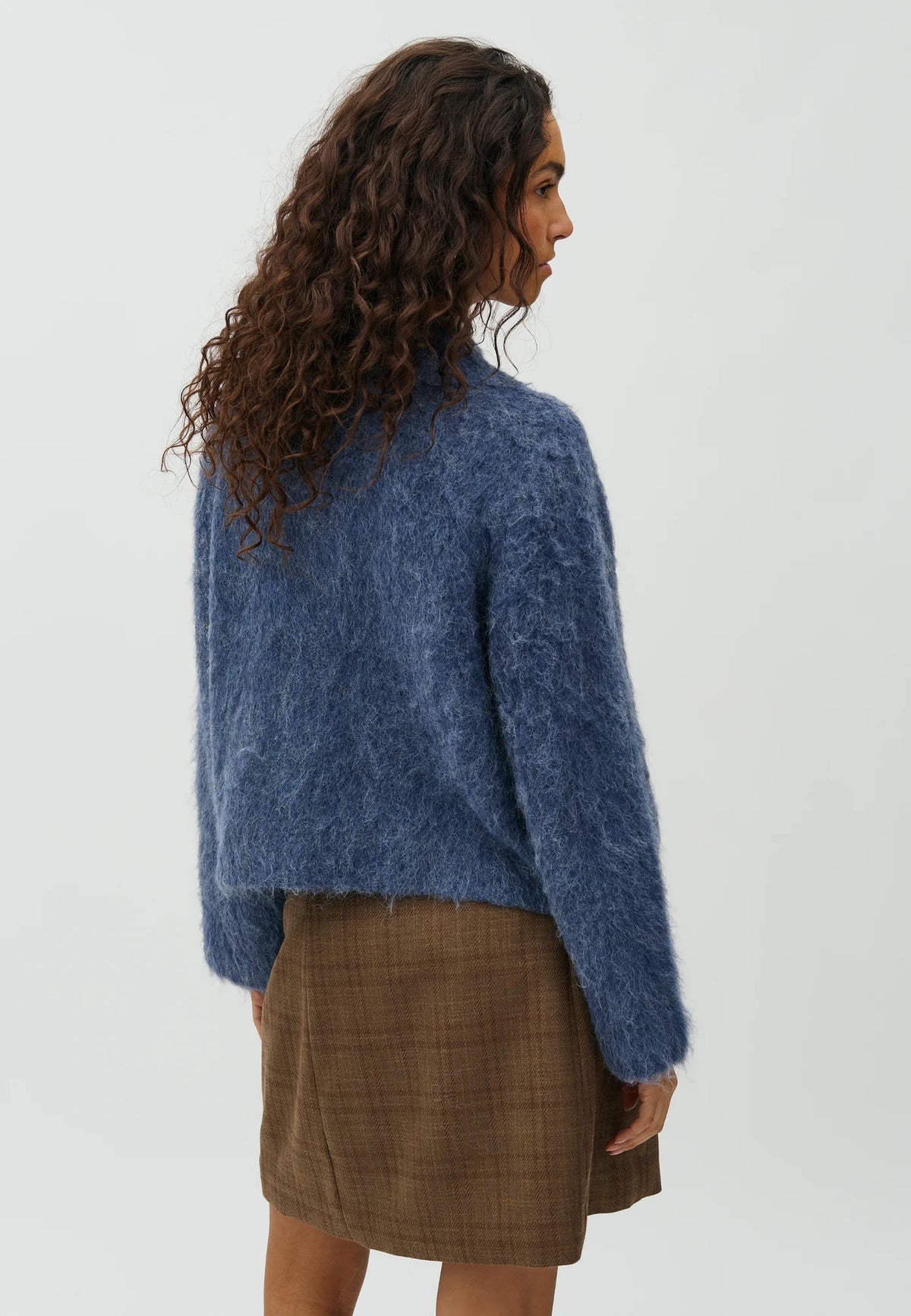Lari-M Brush Knit