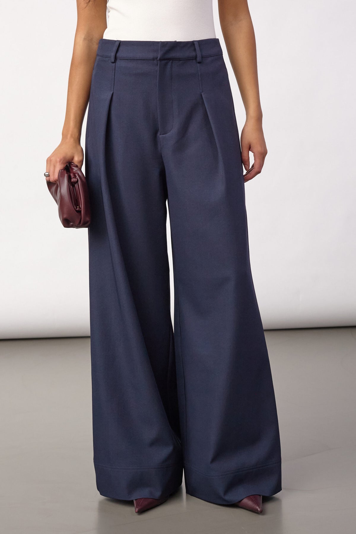 Luna Pleat Pant