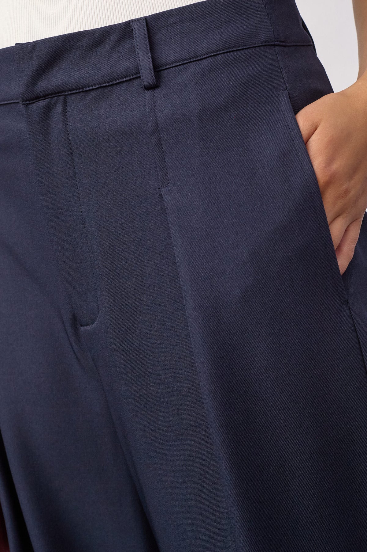 Luna Pleat Pant