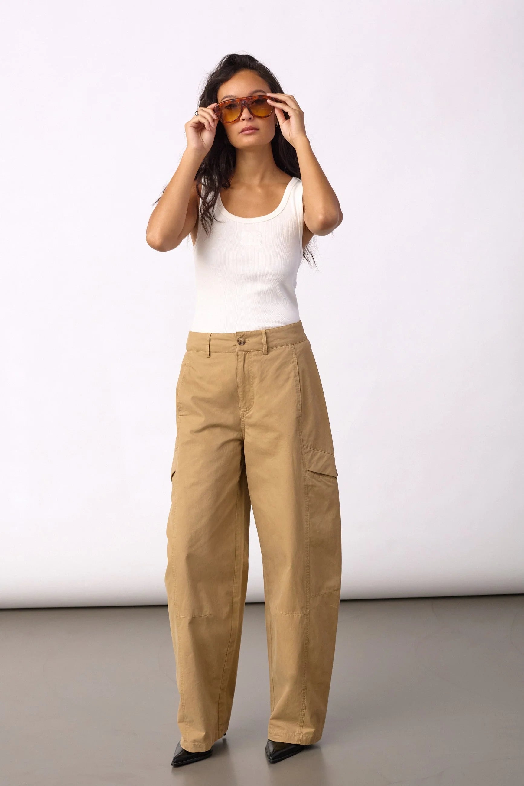 EvelynCC Barrel Pant