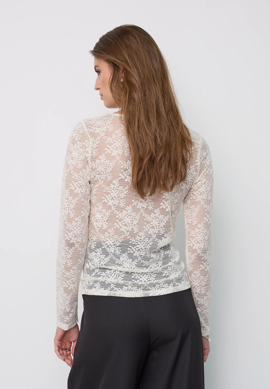Birta O-neck Blouse