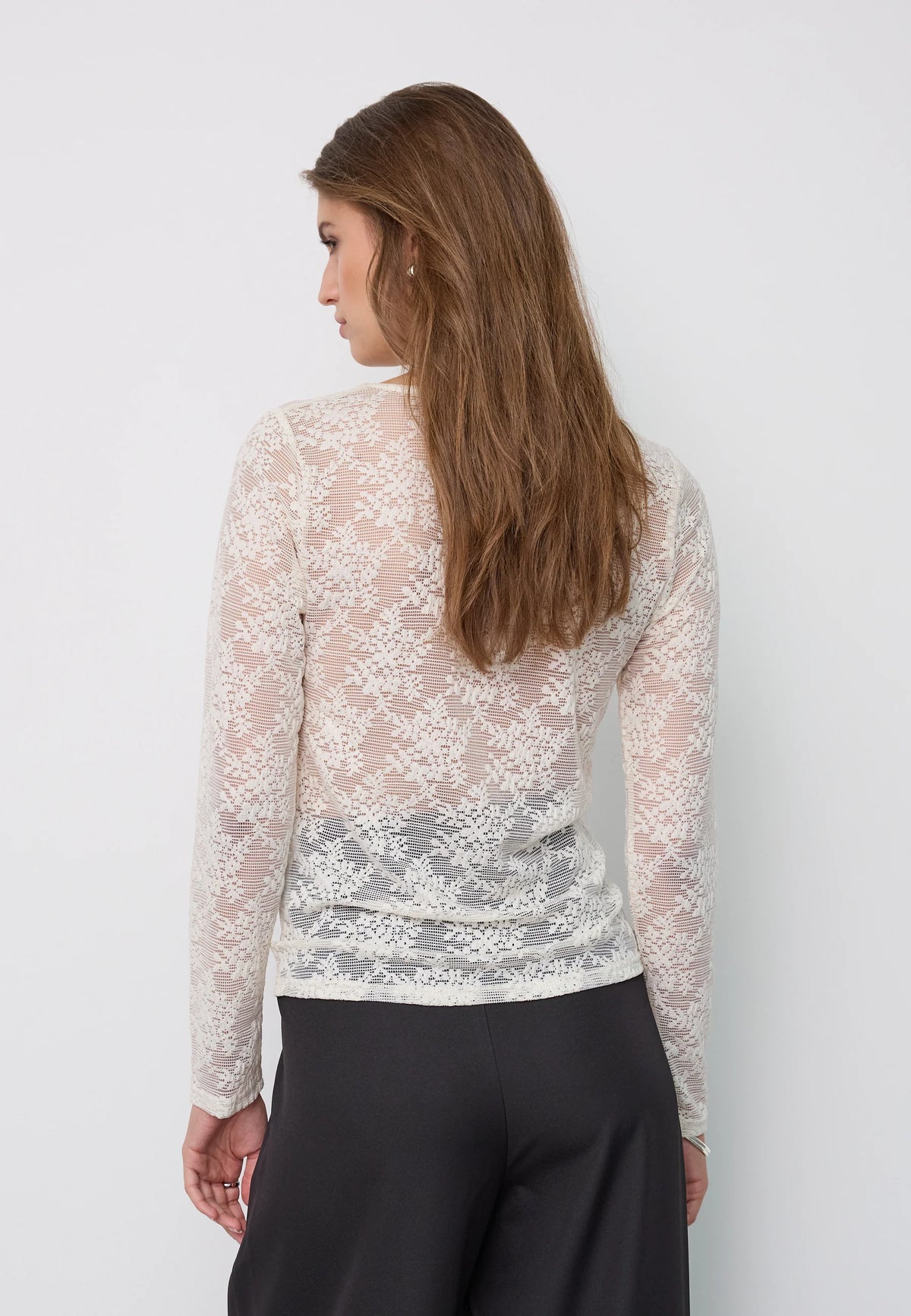 Birta O-neck Blouse