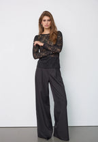 Birta O-neck Blouse