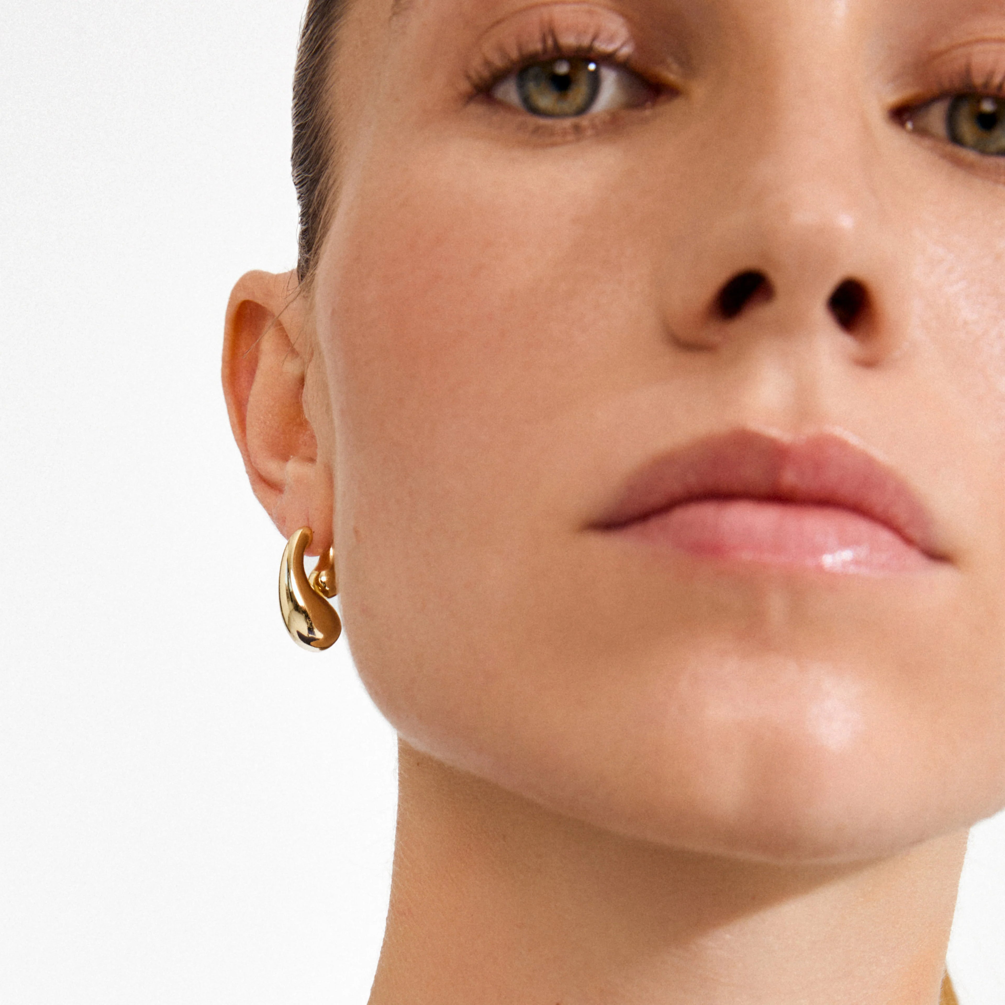 Jennings earrings gold plated