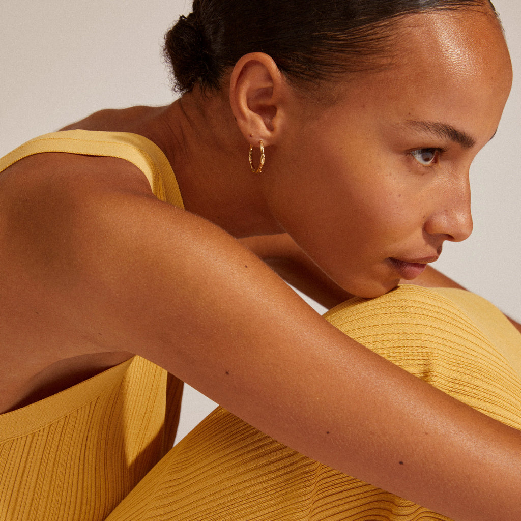 EDDY organic shaped large hoops gold-plated