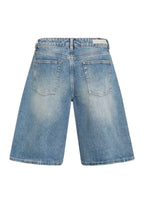 Dae Short