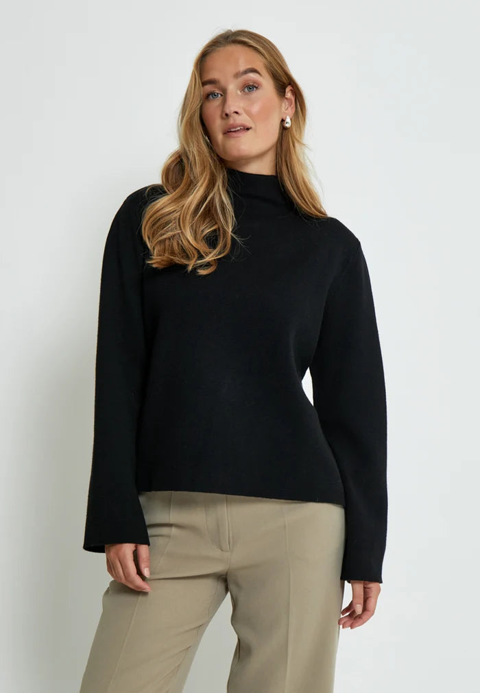 Lupi High Neck Pullover