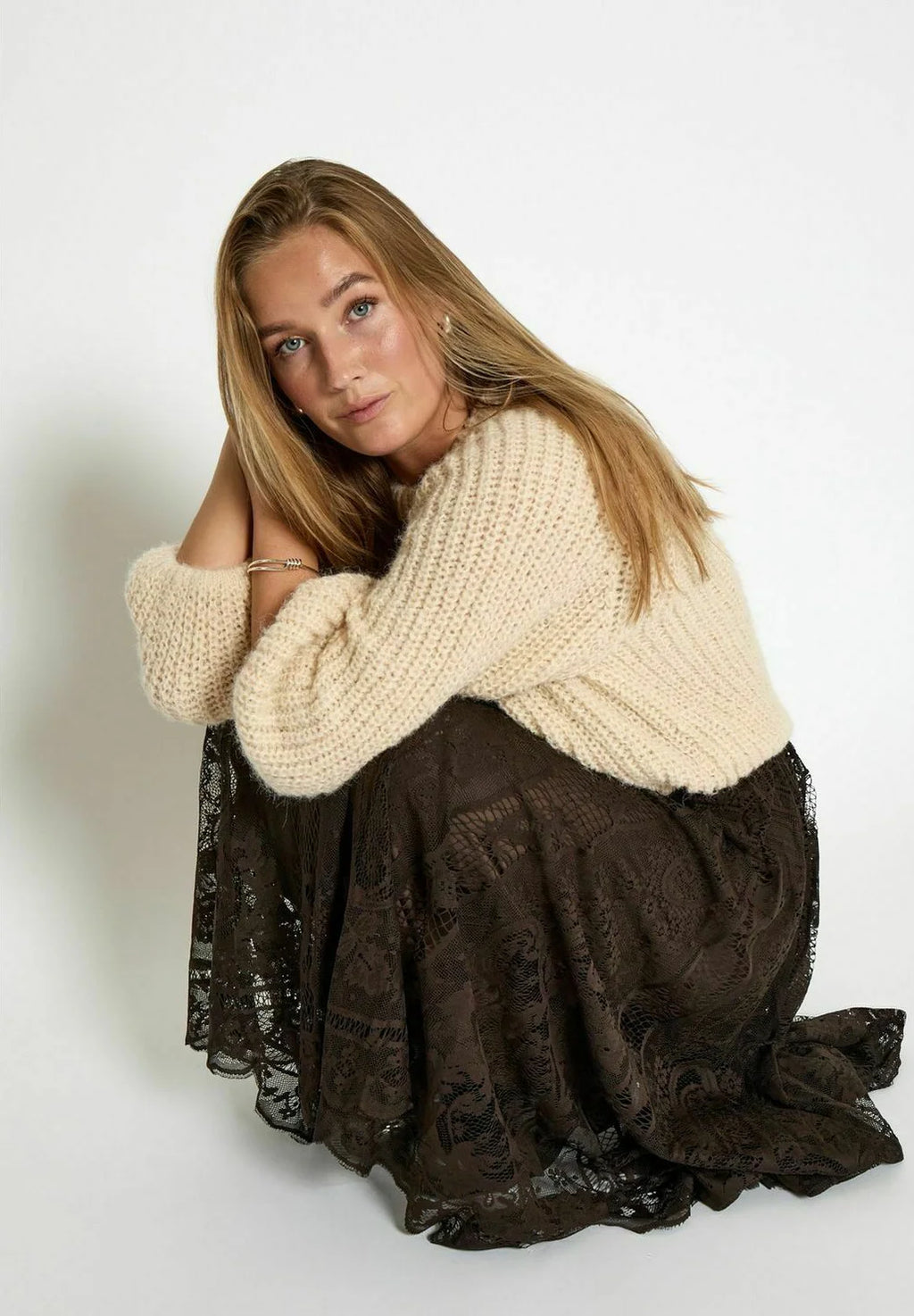 Greta Lace Skirt