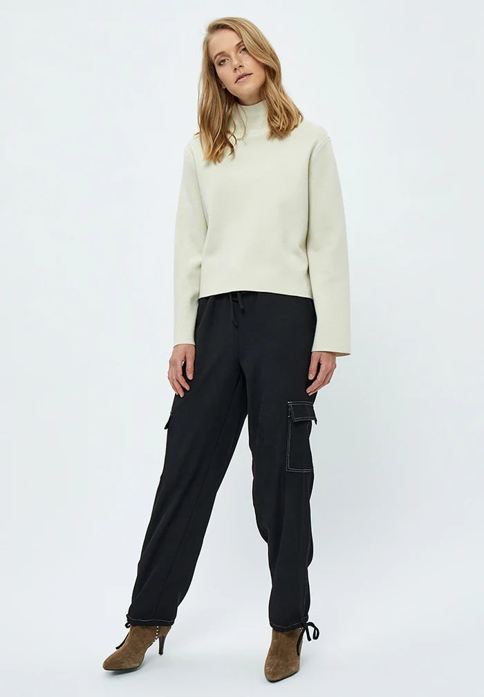 Lupi High Neck Pullover