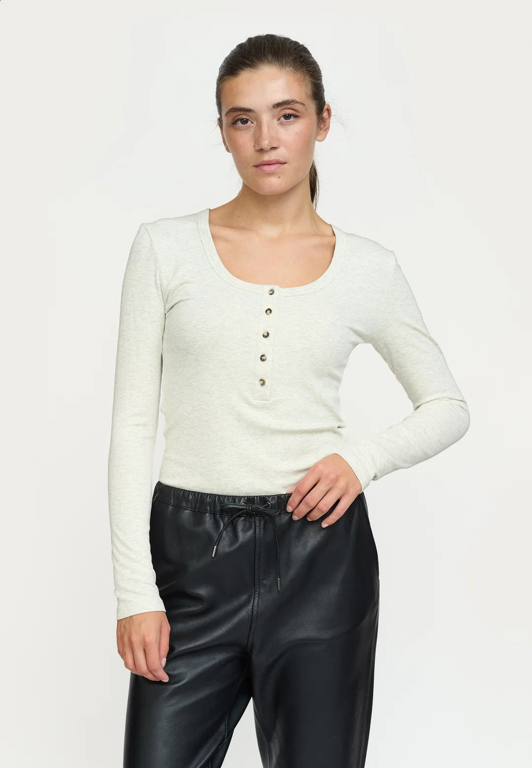 Lavana Button LS T-shirt