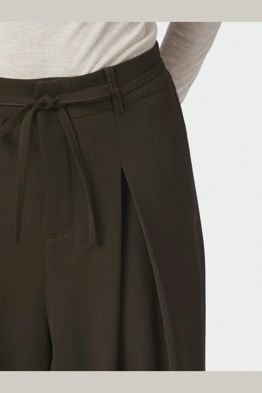 Eddina Woven Pants