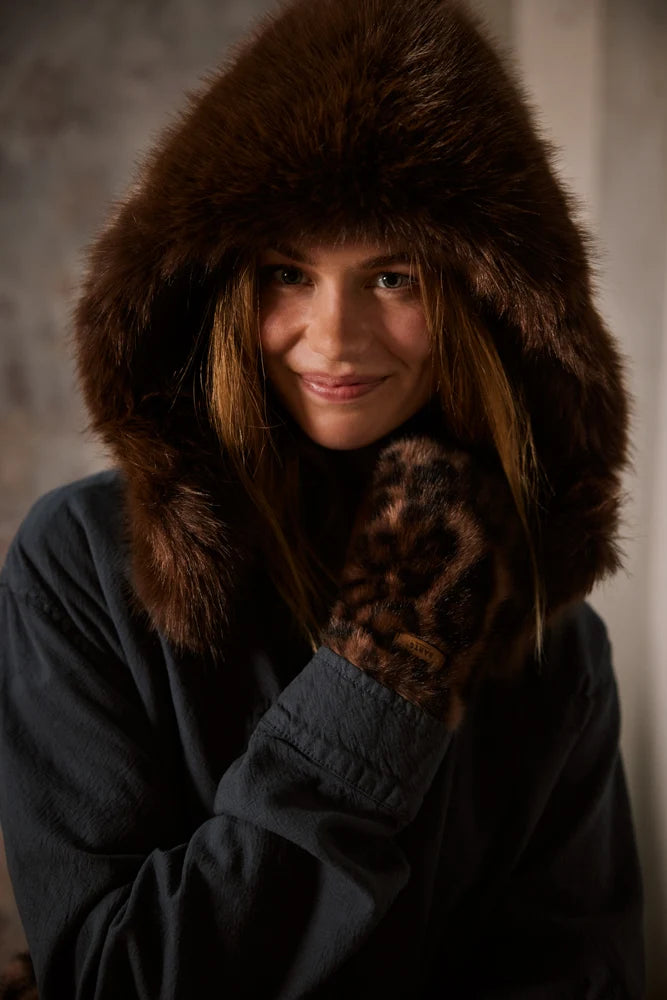 Angeliqa Hood