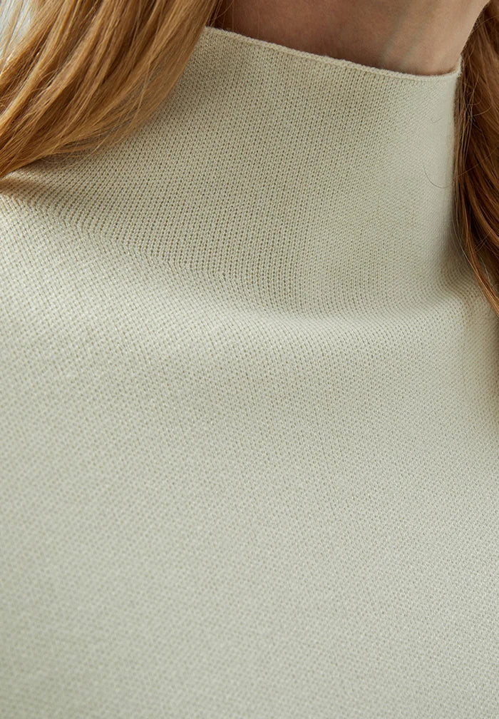 Lupi High Neck Pullover