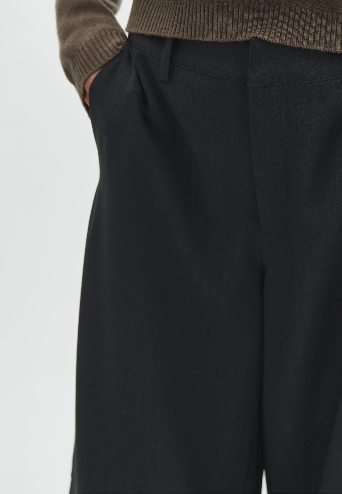 Silira-M Pant