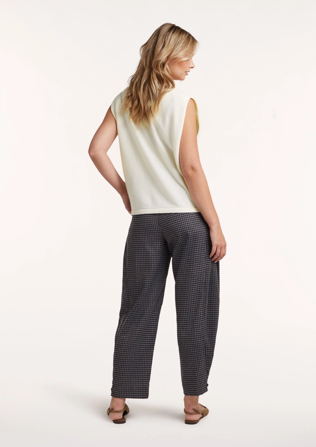 Elly Knit
