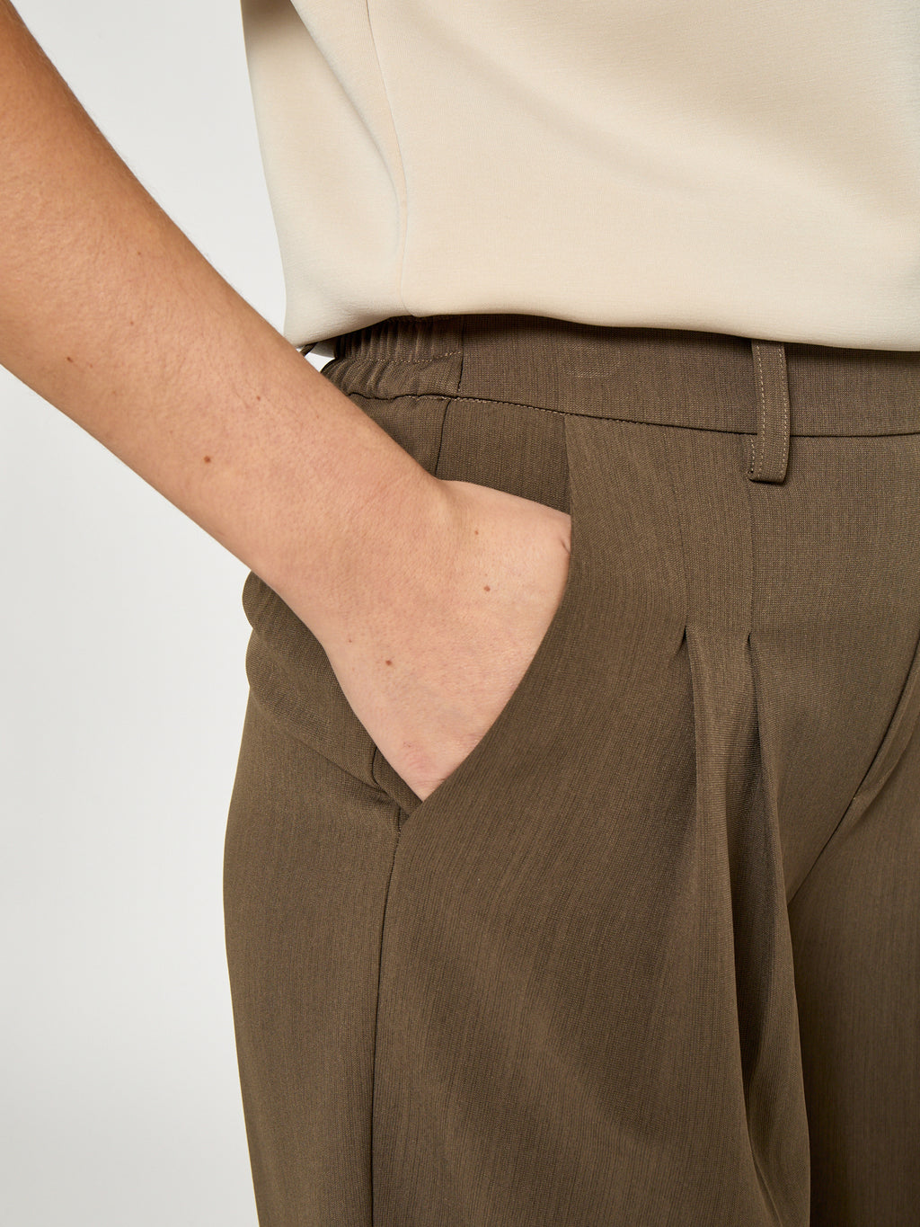 Maya Pant