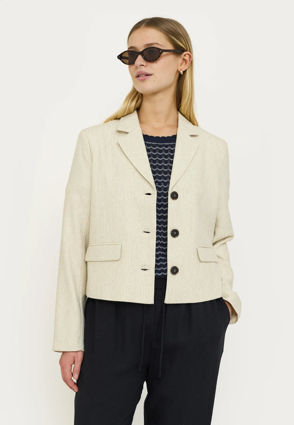 Eevi Blazer