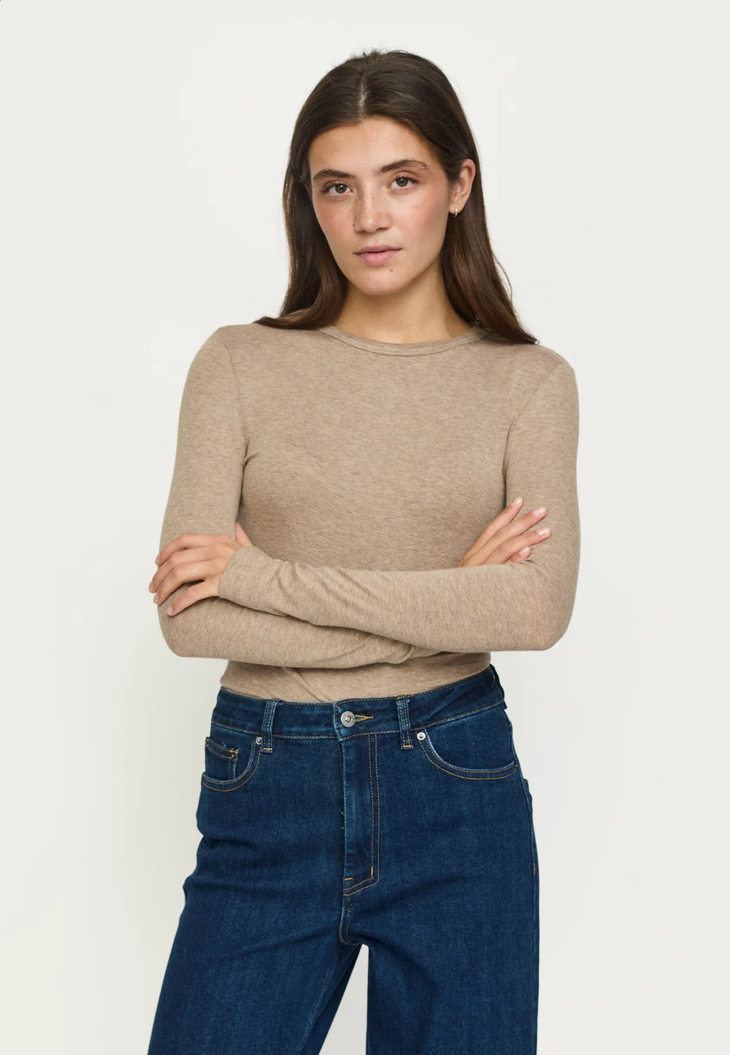 Roman O-Neck