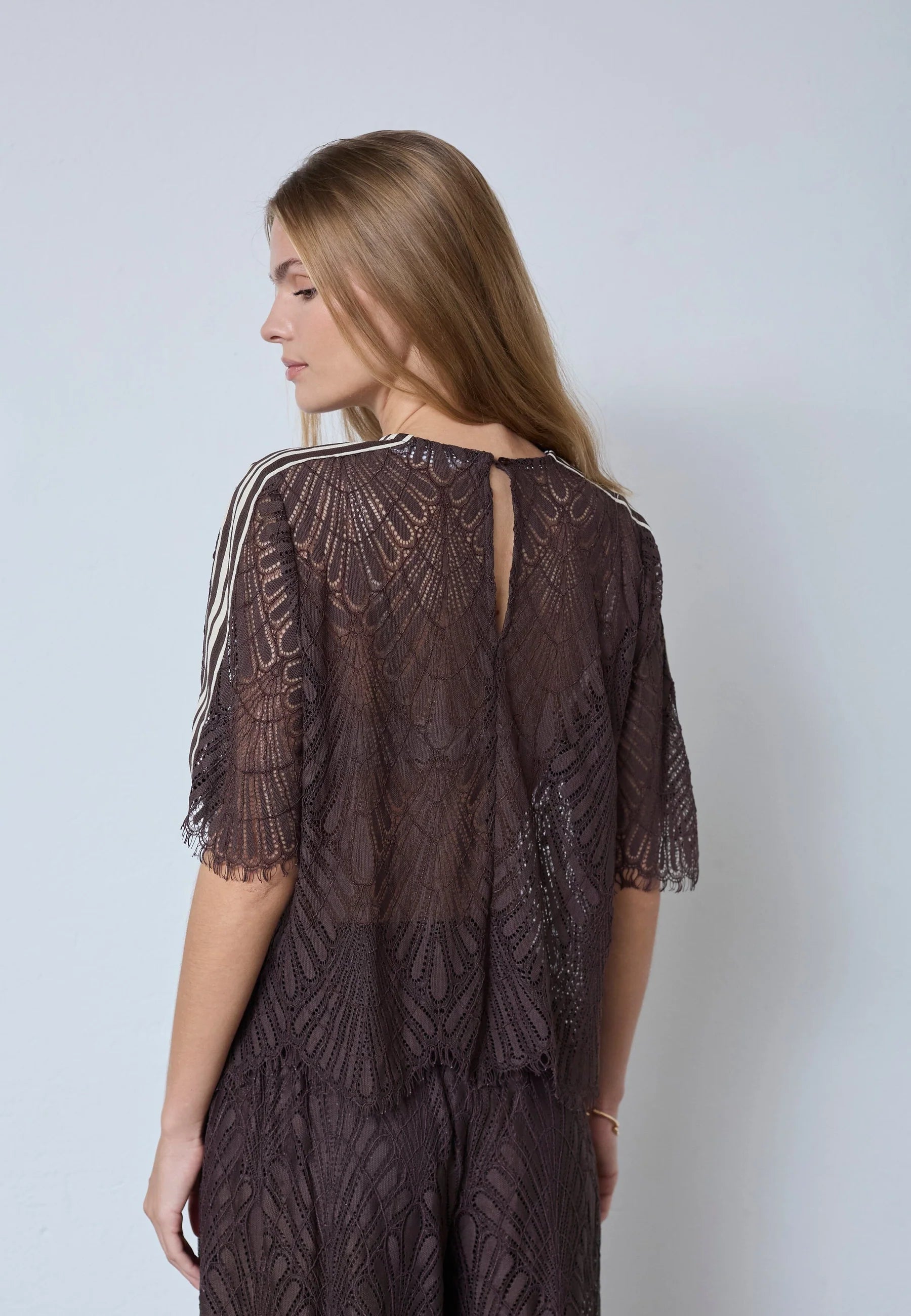 Leti Lace Blouse