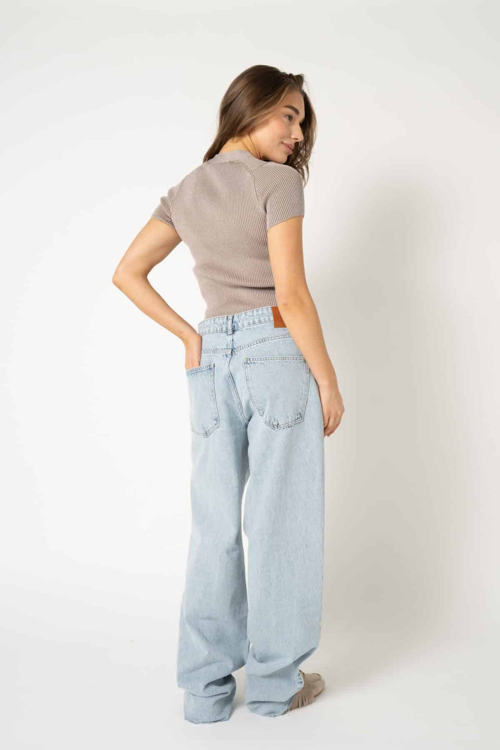 Evi Jeans