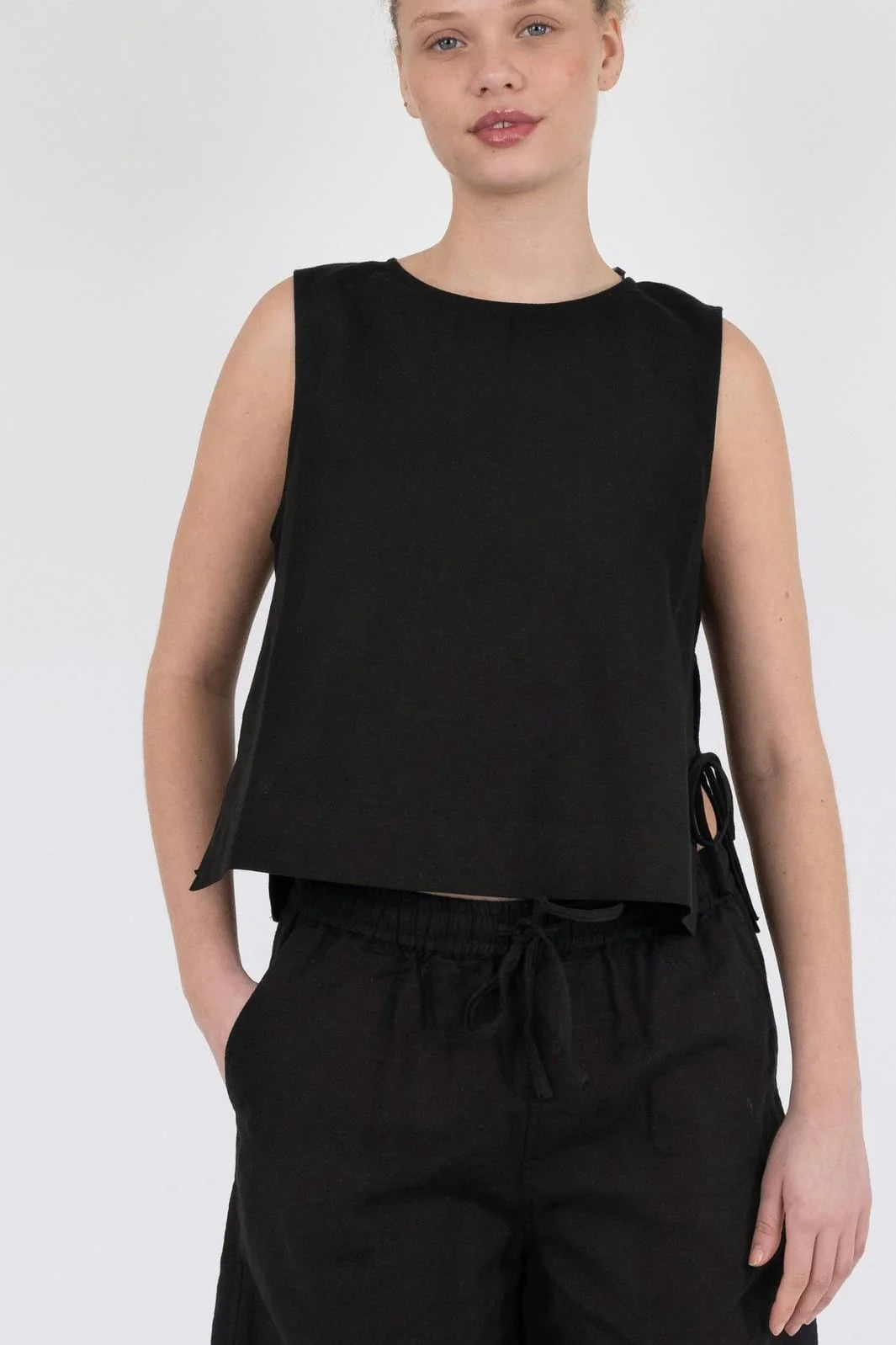 Svetlana Linen Top