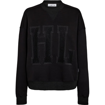 Lace Application Sweat