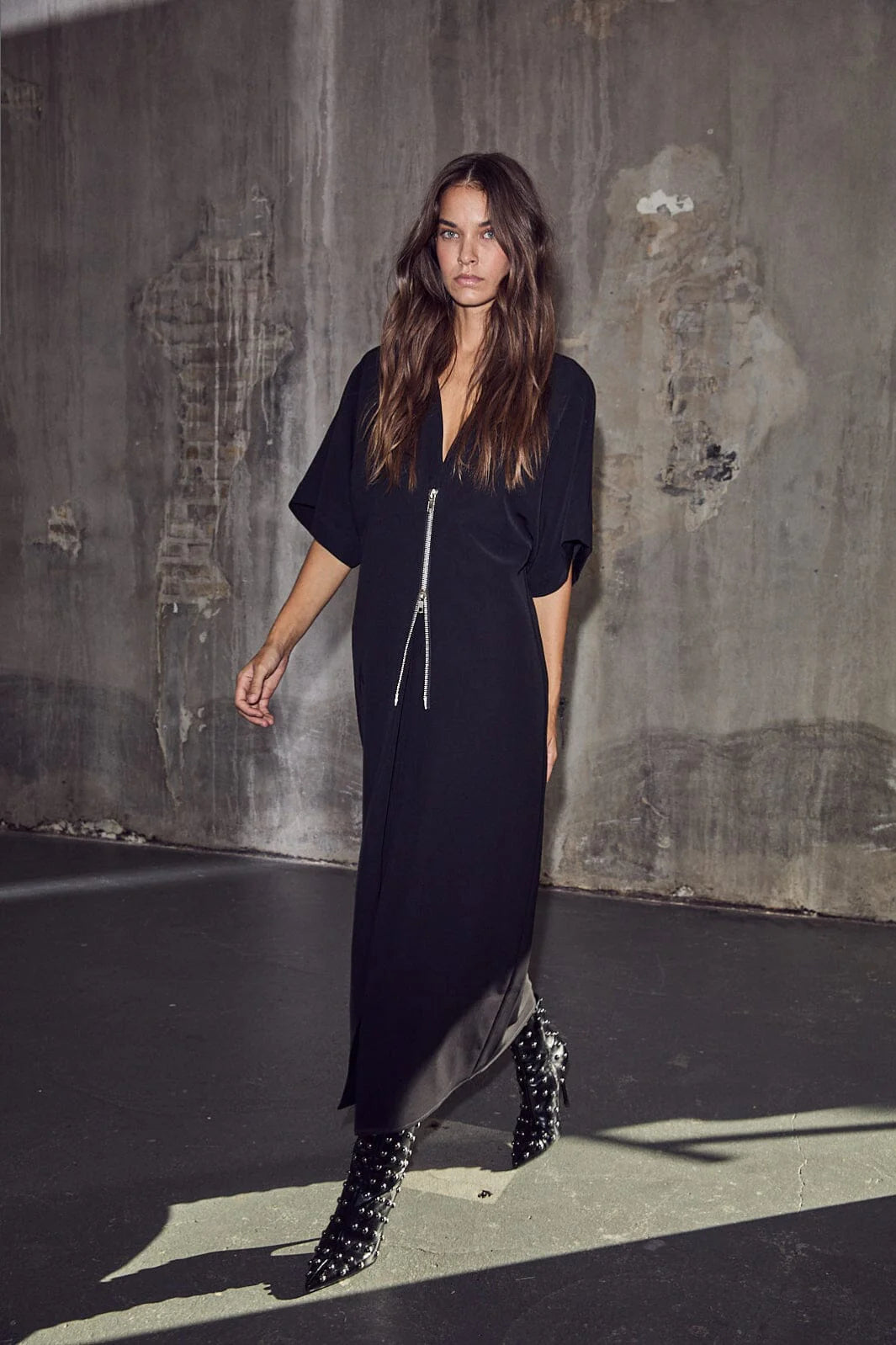 Satari Zip V Dress