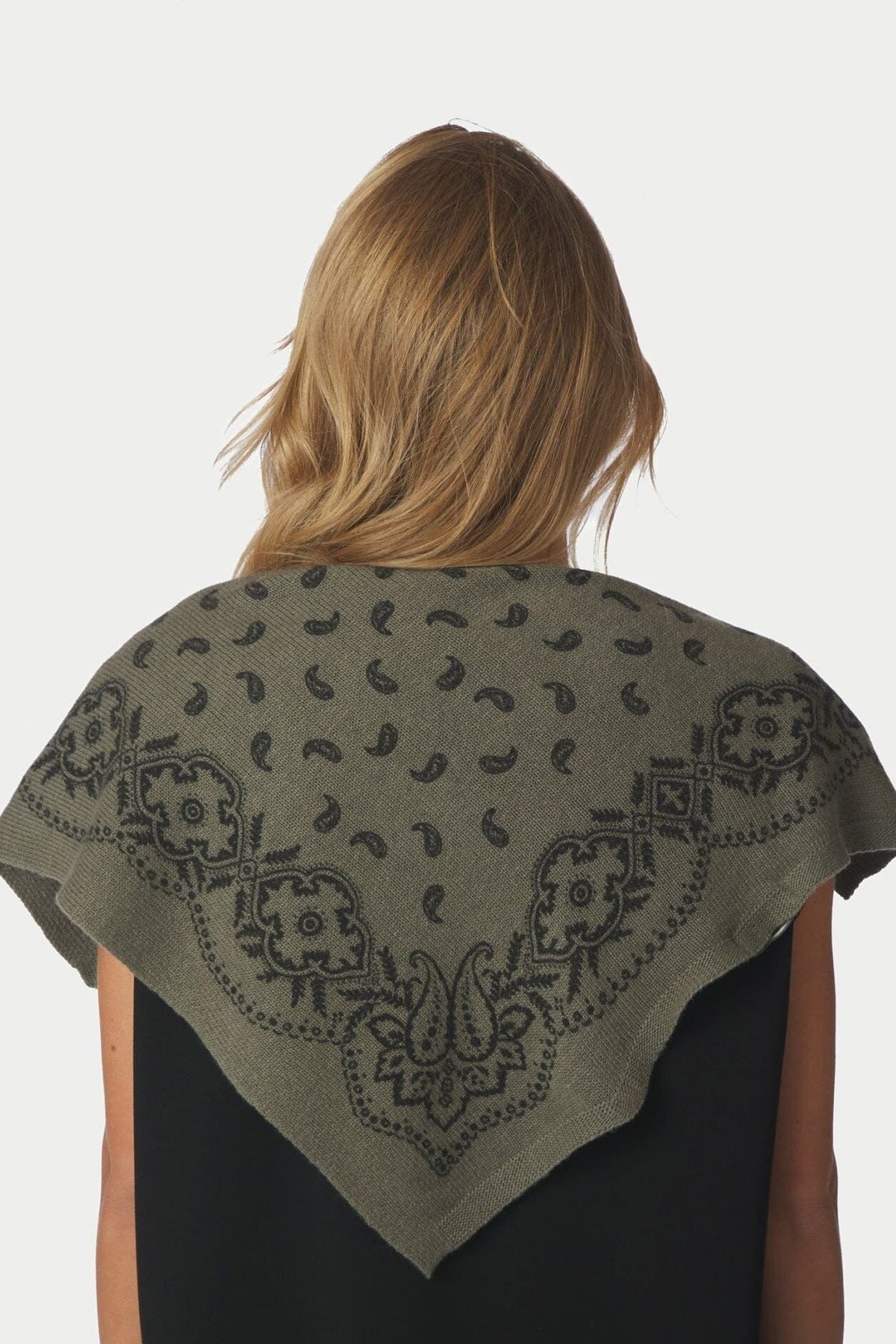 Adelina Paisley Knit Scarf